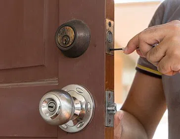 Gallery Locksmith Store Litchfield Park, AZ 623-745-3619 - 7-Lock-Installation